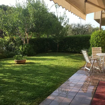 Apartment Villaggio Dei Fiori *