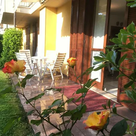 Villaggio Dei Fiori * Sirmione
